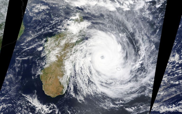 El ciclón ‘Batsirai’ deja cerca de un centenar de fallecidos a su paso por Madagascar