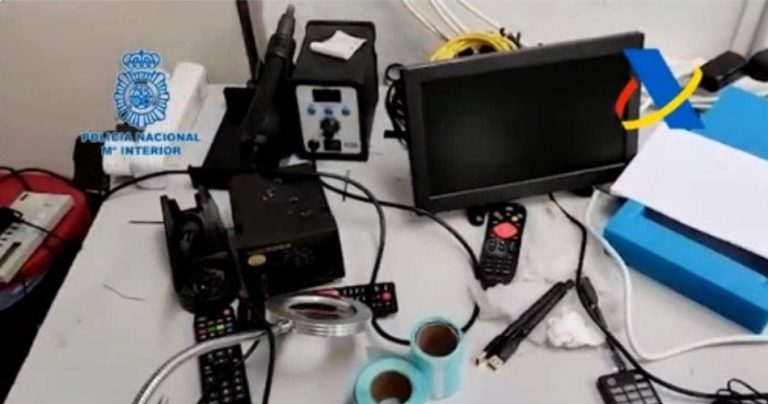 Cae una organización criminal internacional que vendía decodificadores para distribuir contenidos audiovisuales ilegalmente
