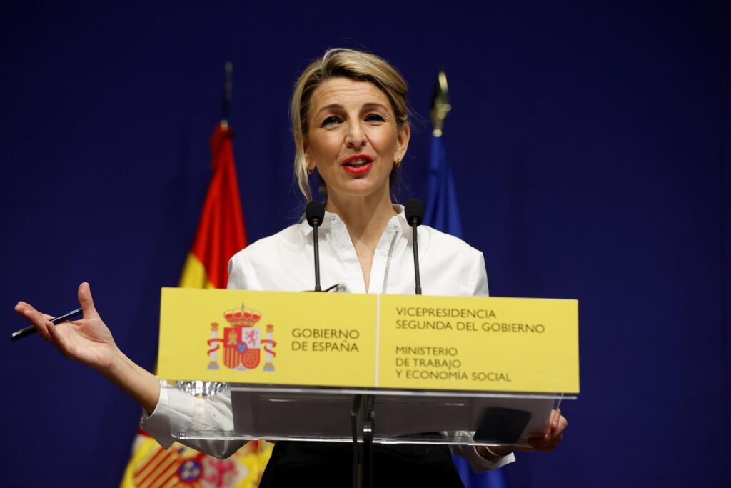 Díaz asegura que le gustaría subir el salario mínimo hasta los 1.000 euros