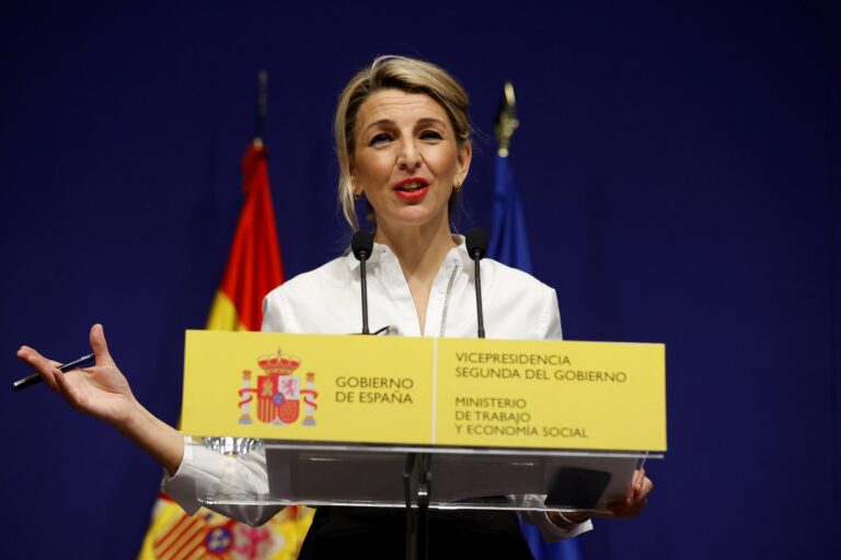 Díaz dice que el Gobierno «trabaja para reconducir la situación» con Argelia