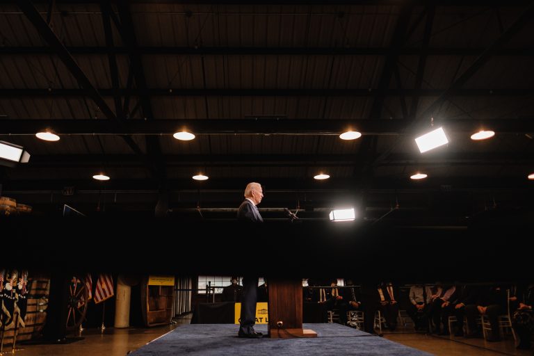 Biden habla del apoyo de Rusia a las repúblicas separatistas como «el comienzo de la invasión de Ucrania»