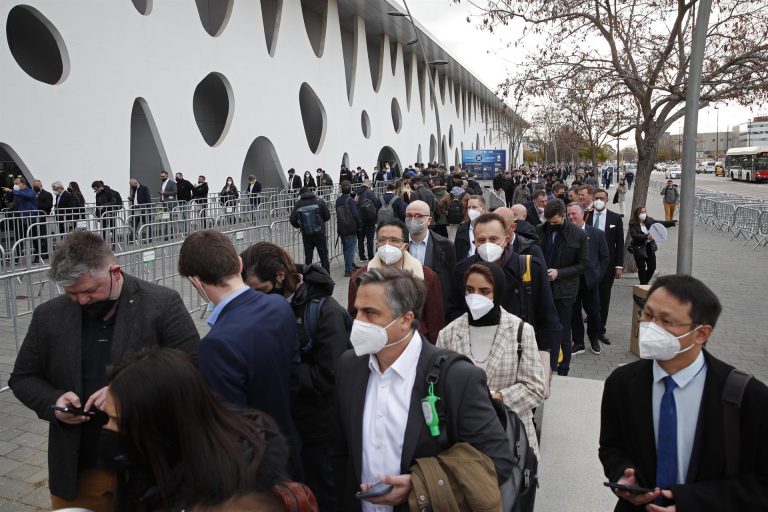 El rey inaugura en Barcelona el Mobile World Congress, junto a Sánchez y Aragonès