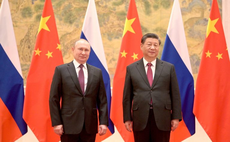 Rusia y China declaran su oposición a la expansión de la OTAN en el este de Europa