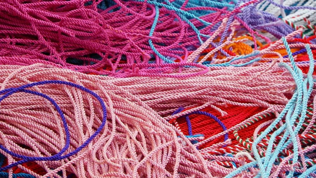 Ingenio venera a San Blas con la tradición de los cordones