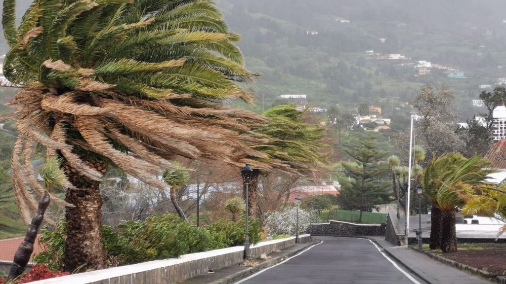 Una borrasca atlántica dejará lluvias en Canarias la próxima semana