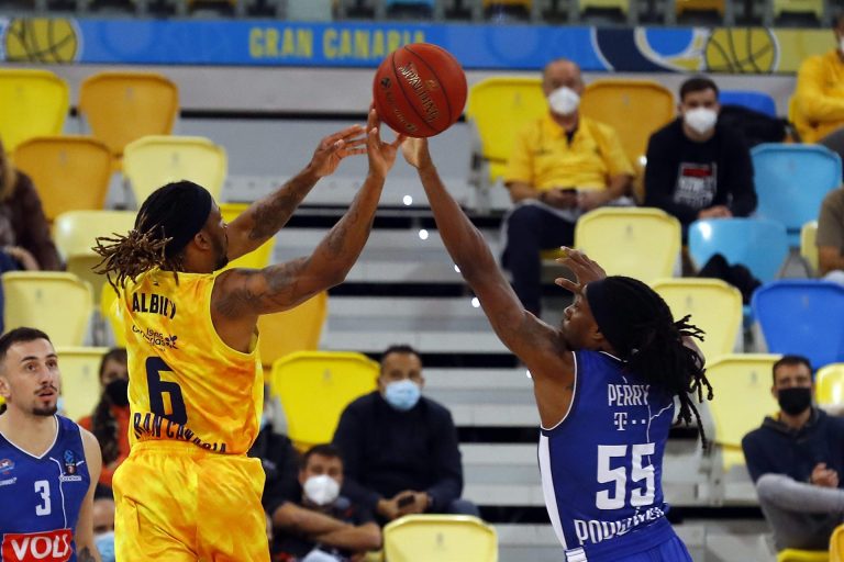 El Gran Canaria se afianza en el primer puesto de grupo (84-64)