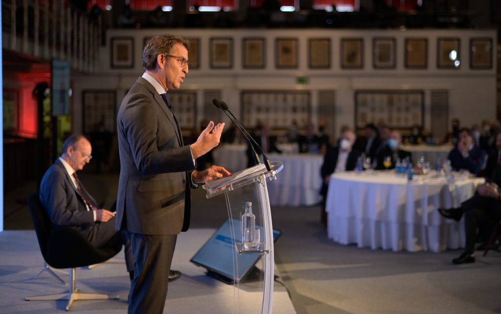 Feijóo optará a la presidencia del Partido Popular