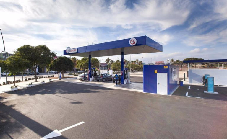 La gasolina y el gasóleo vuelven a batir récords pese a la caída del petróleo