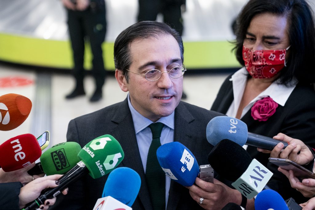 Albares, preocupado por el resultado de la extrema derecha en Francia