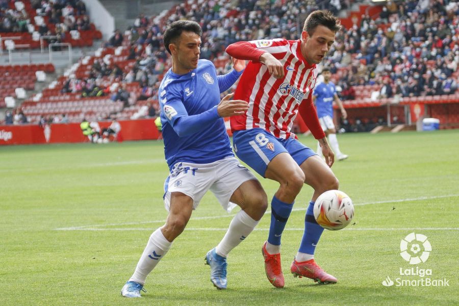 El Tenerife firma su octava victoria de la temporada a domicilio