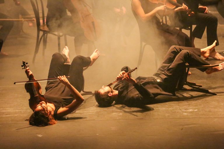 La Geneva Camerata llega al Auditorio con su mezcla de música clásica y puesta en escena contemporánea