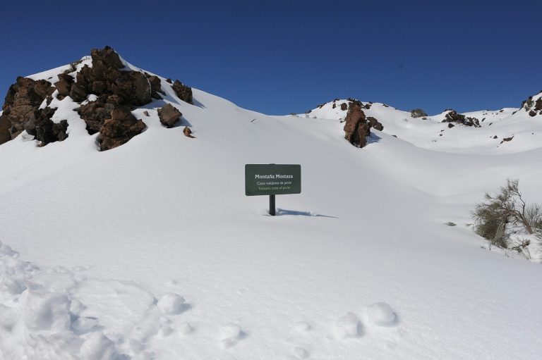 El Parque Nacional del Teide autoriza las actividades turísticas cuando haya nieve