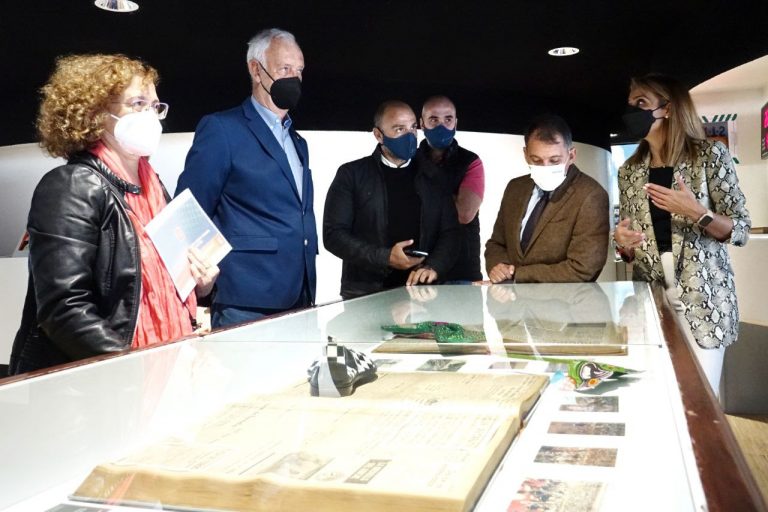 Santa Cruz expone los escenarios del Carnaval en la Plaza de Toros de la ciudad
