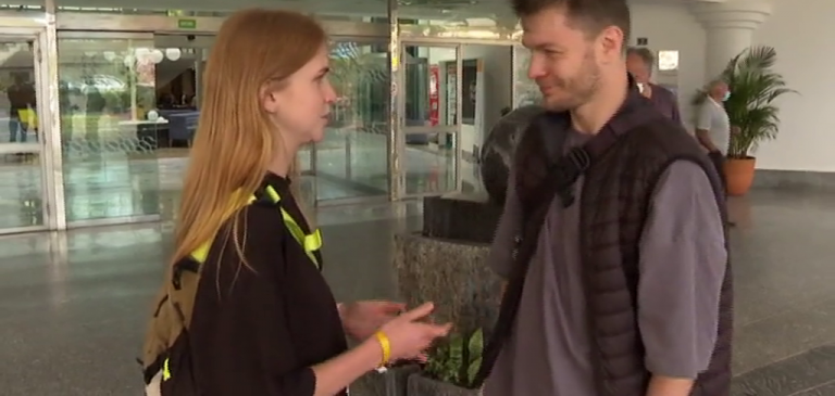 Dos ucranianos se refugian en Tenerife en busca de medicinas