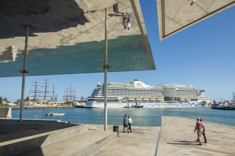 Las Palmas de Gran Canaria cierra su temporada de cruceros con una reactivación en la llegada de pasajeros