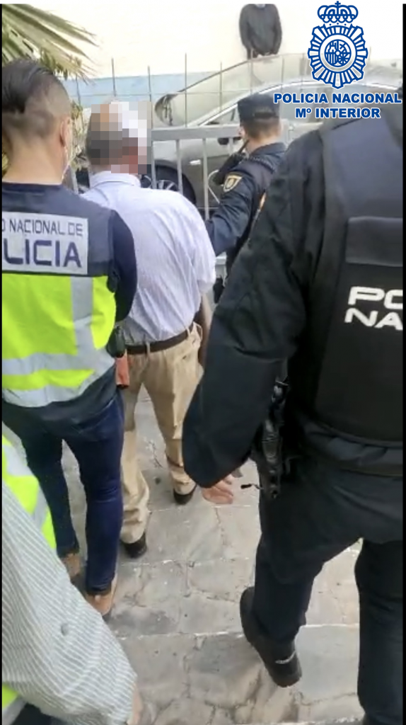 Detenido en El Cardonal, en Tenerife, un fugitivo condenado a 10 años de prisión por abusos sexuales