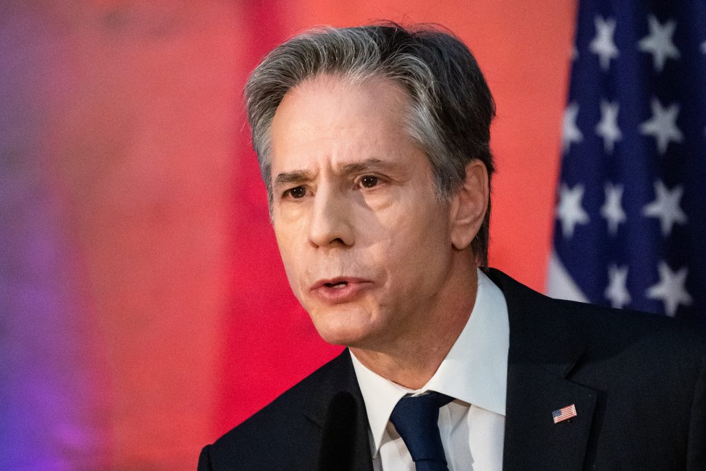 EEUU afirma que Rusia "está fracasando" en Ucrania y anuncia el retorno de diplomáticos al país
