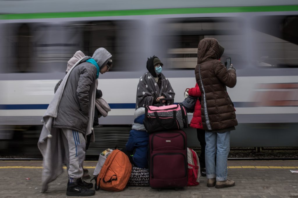 Llegan más de un centenar refugiados ucranianos a Canarias
