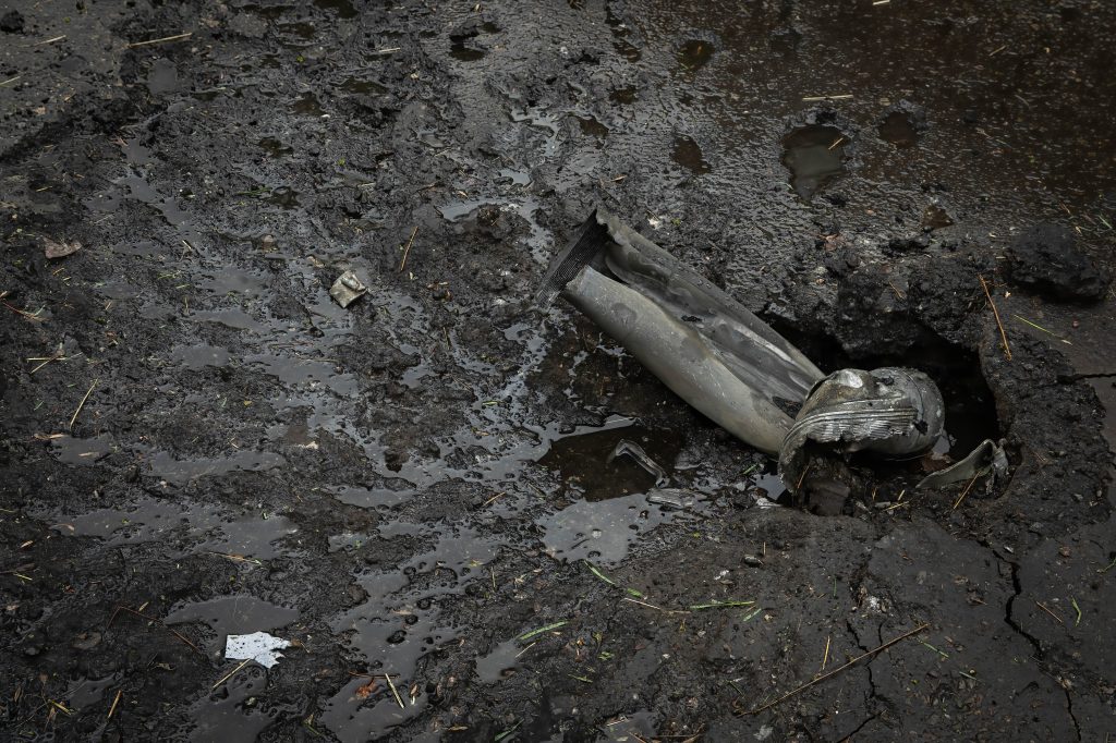 Ucrania denuncia los bombardeos indiscriminados rusos sobre "ciudades pacíficas" durante la Pascua