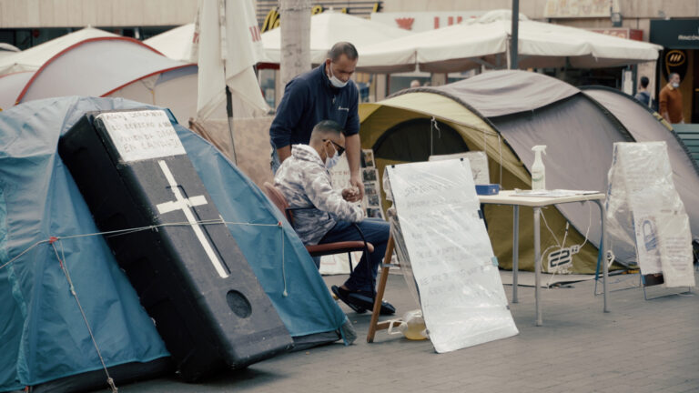 «Aquí no hay quién viva», en Informe Trópico