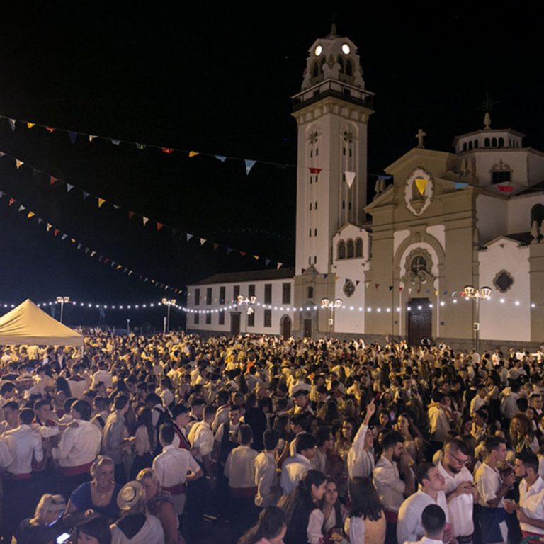 Agotadas las mesas para el Baile de Magos de Santa Cruz de Tenerife en menos de una hora