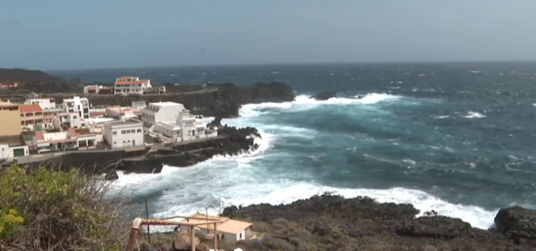 Las rachas de viento azotan las islas, superando los 70 km/h en El Hierro