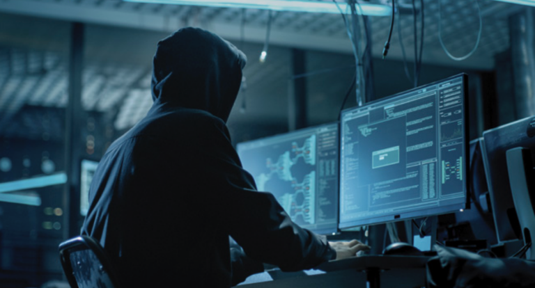 Desmantelan una red que robaba datos personales en España a través de Internet