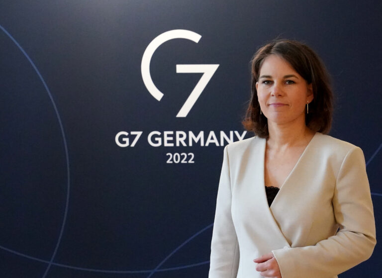 El G7 pide a Rusia que desbloquee inmediatamente las exportaciones de grano de Ucrania