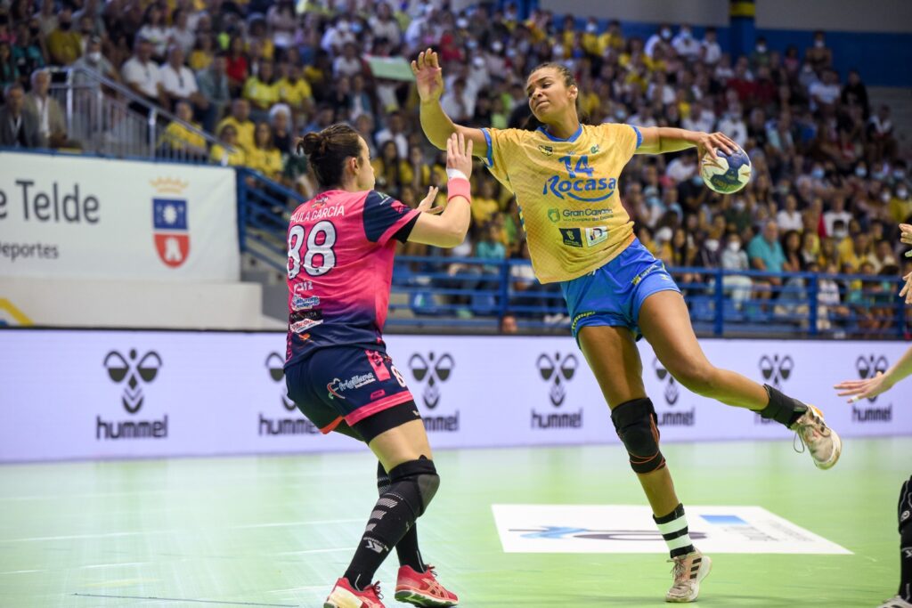 El Rocasa Gran Canaria se impone en choque de ida de final Copa EHF