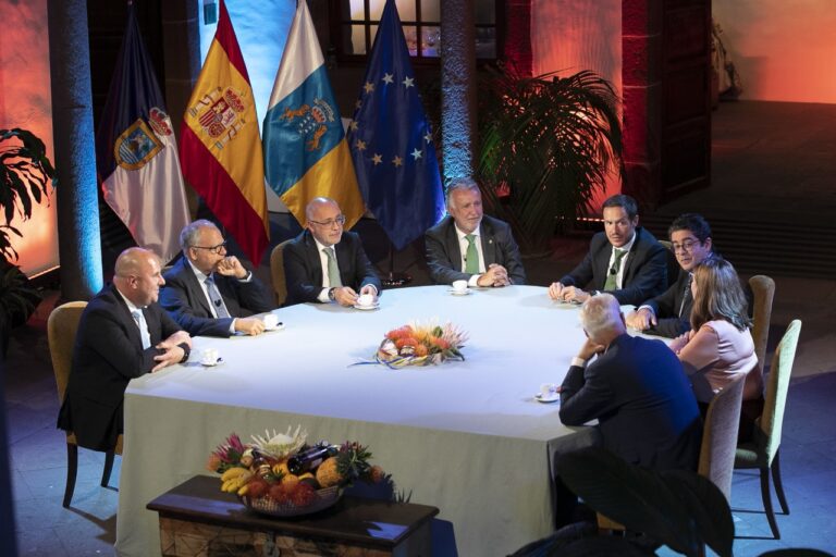 TVC emite su primer especial por ‘El Día de Canarias’ desde La Palma con ‘La nueva cumbre’