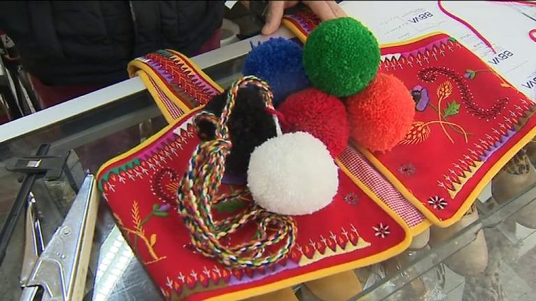 Las empresas de vestimenta tradicional recobran la actividad con el fin de las restricciones