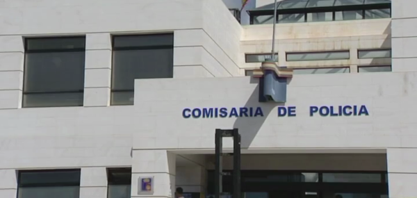 Detenido tras confesar a la Policía que había estrangulado a su perra