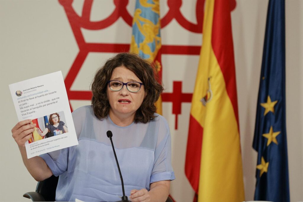 Mónica Oltra insiste en que no dimitirá pese a estar imputada