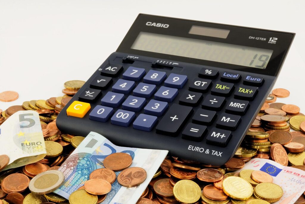 La inflación aumenta las desigualdades en España: Se disparan los beneficios de las empresas