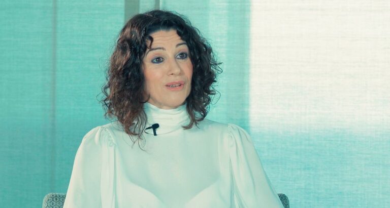 ‘Confesiones’ se adentra en la lucha feminista de la jueza Gloria Poyatos