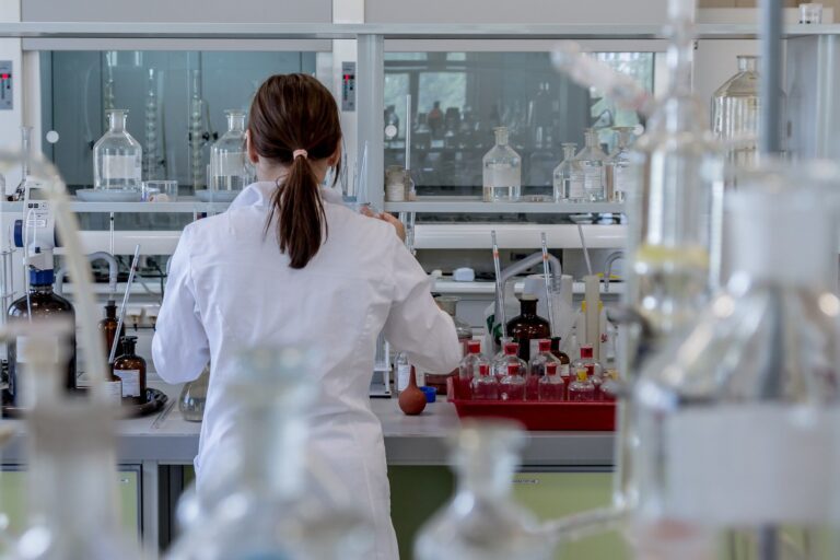 Investigan las causas de la fiebre de más de siete días detectada en La Palma y El Hierro