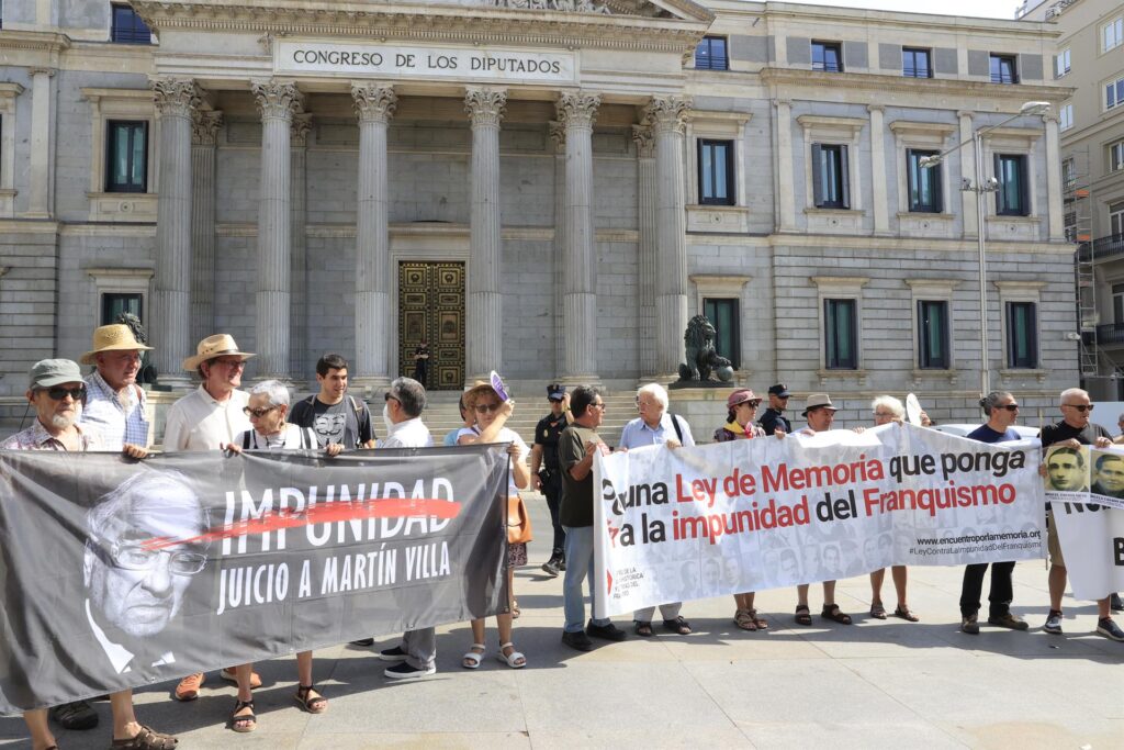 Podemos, Bildu y ERC salen del debate de la Memoria Democrática