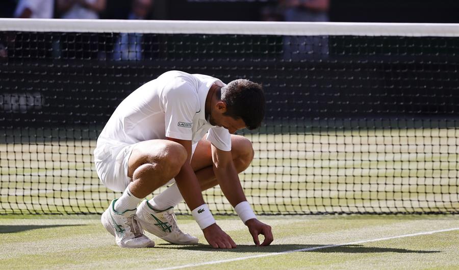 Djokovic se despega de Federer y estrecha distancias con Nadal