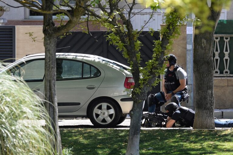 Se entrega el asesino de Santovenia tras trece horas atrincherado
