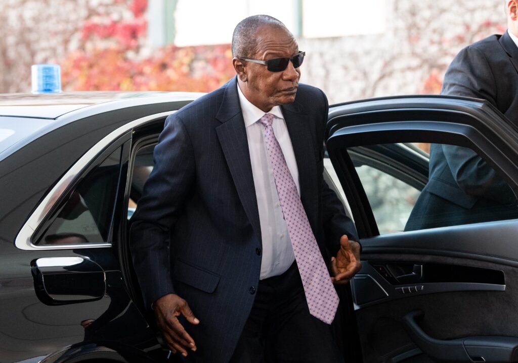 Investigan al ex primer ministro de Guinea por el presunto desvío de más de 40 millones de ayuda internacional