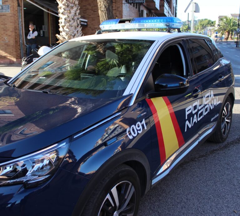 Dos detenidos por estafar 100.000 euros a 50 personas en alquiler de inmuebles