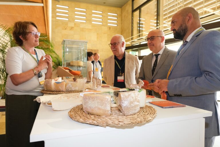El II Foro del Queso arranca para reivindicar la calidad e historia de este producto
