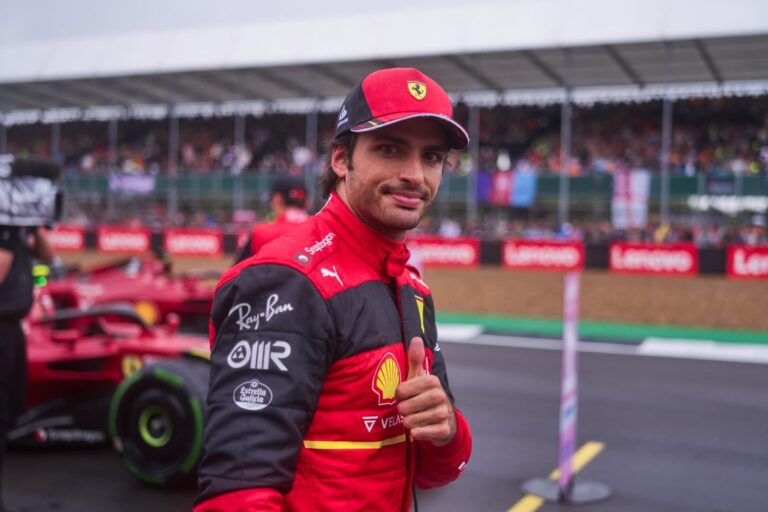 Sainz gana Silverstone y logra su primer triunfo en la Fórmula Uno