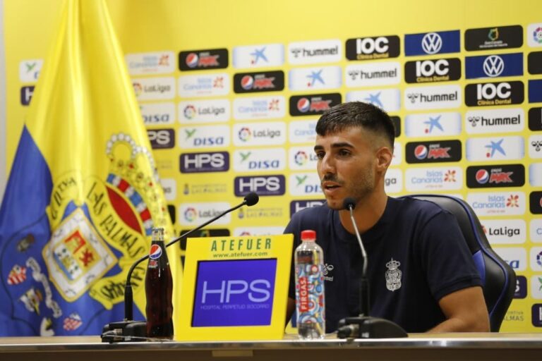 Fabio González: «El Alavés irá a apretarnos arriba y tenemos que ser listos»