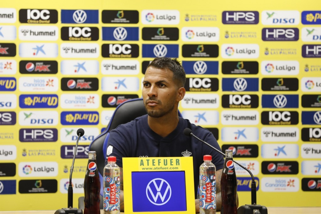 Viera (UD) confía en bridar una victoria el sábado a los aficionados