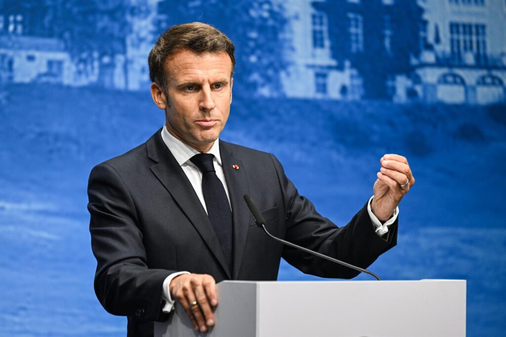 Macron aboga junto a Zelenski por la "seguridad" de la central de Zaporiyia