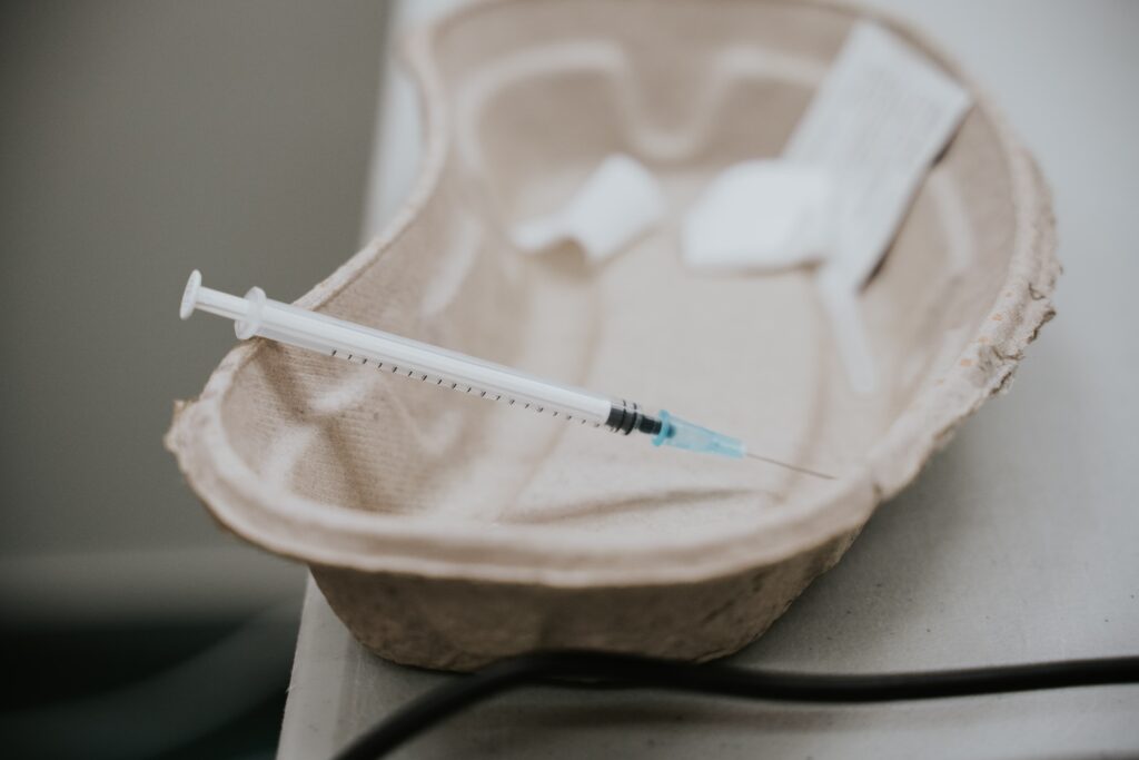 Sanidad pide a la EMA que evalúe "lo antes posible" dar dosis más pequeñas de la vacuna de la viruela del mono
