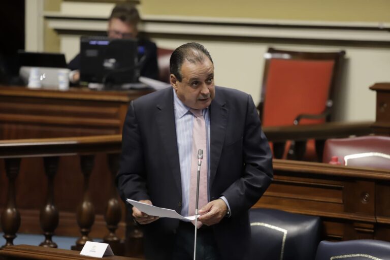 Blas Trujillo trabaja en acelerar la ampliación del Hospital Universitario Materno Infantil