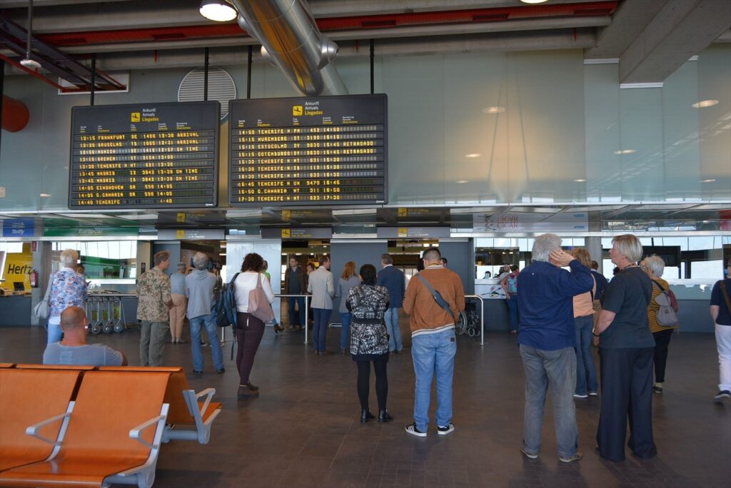 Los aeropuertos canarios vuelven a superar los datos prepandemia