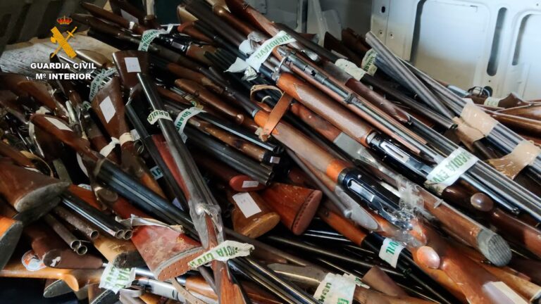 La Guardia Civil destruye más de 4.000 armas en Las Palmas